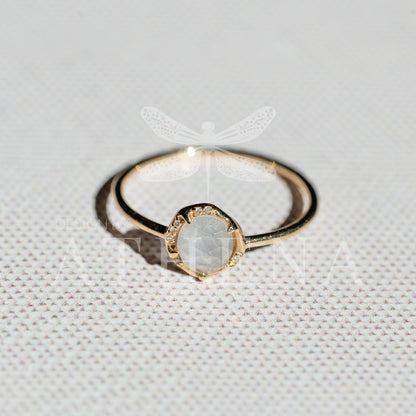 Moonstone Solitaire Ring in 14K Yellow Gold