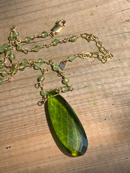 Peridot Bloom Necklace – Handcrafted Yellow Gold Fill August Birthstone