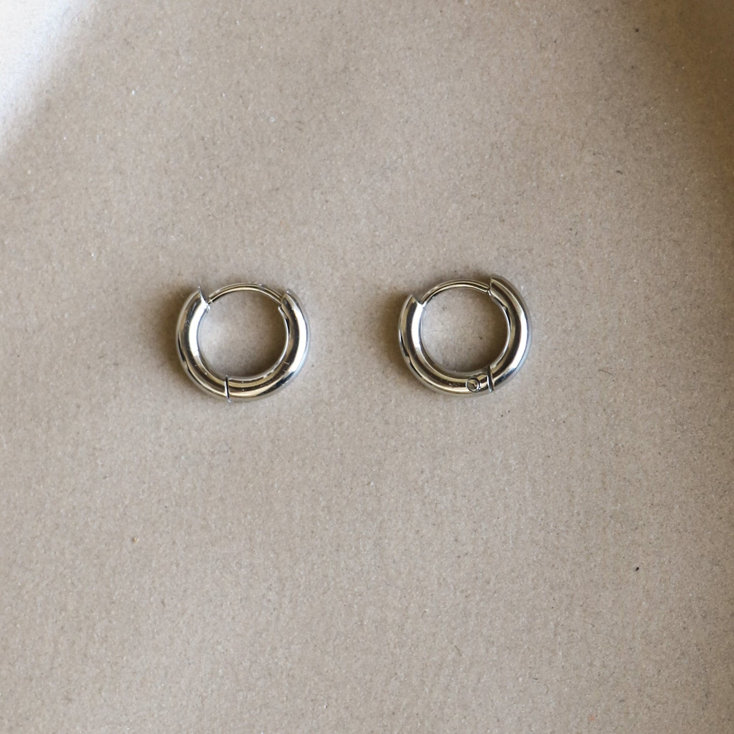 Les Micros Hoops