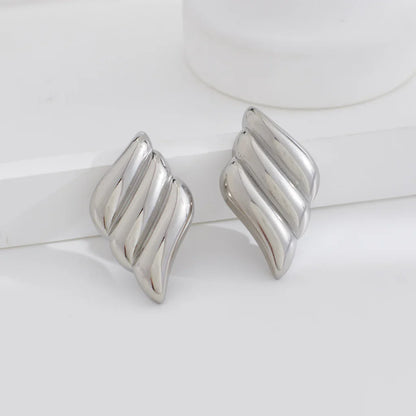 Winged Geometry Studs