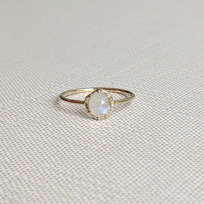 Moonstone Solitaire Ring in 14K Yellow Gold